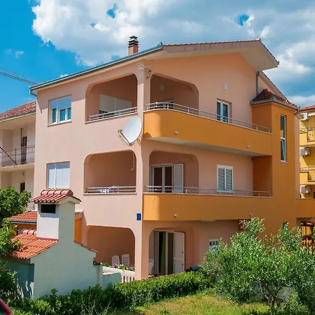 Anita-triple With Terrace Apartment Split
