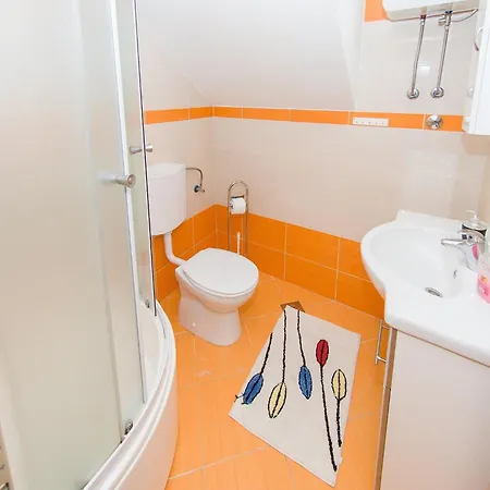 Anita-triple With Terrace Σπλιτ