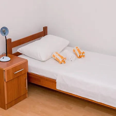 Anita-triple With Terrace Lägenhet